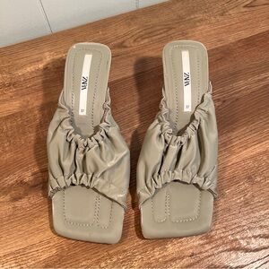 Zara Olive Green Heels with Ruched‎ Design and Square Toe. Euro size 37 US 6.5/7